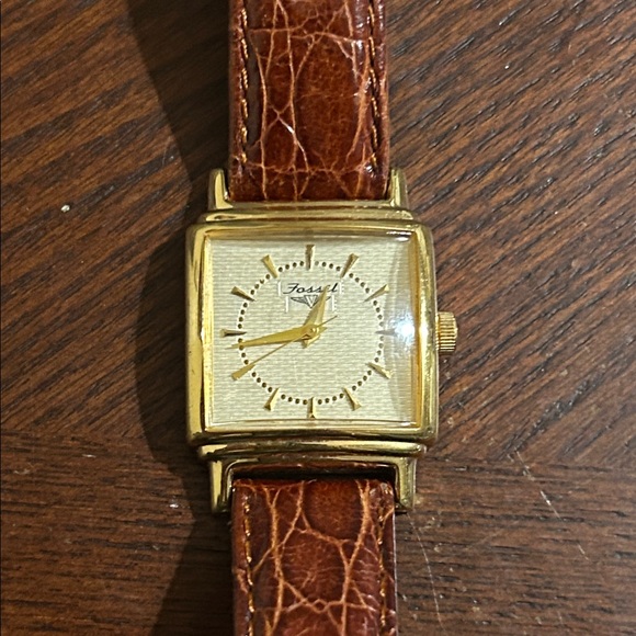 Fossil Stainless Steel & Gold Toned Watch - Women’s - Lot of 2 - Untested - Picture 7 of 13